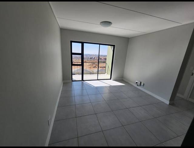 1 BEDROOM APARTMENT FOR SALE IN MOOIKLOOF